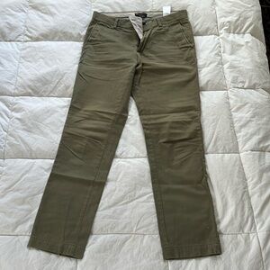 Banana Republic olive chinos